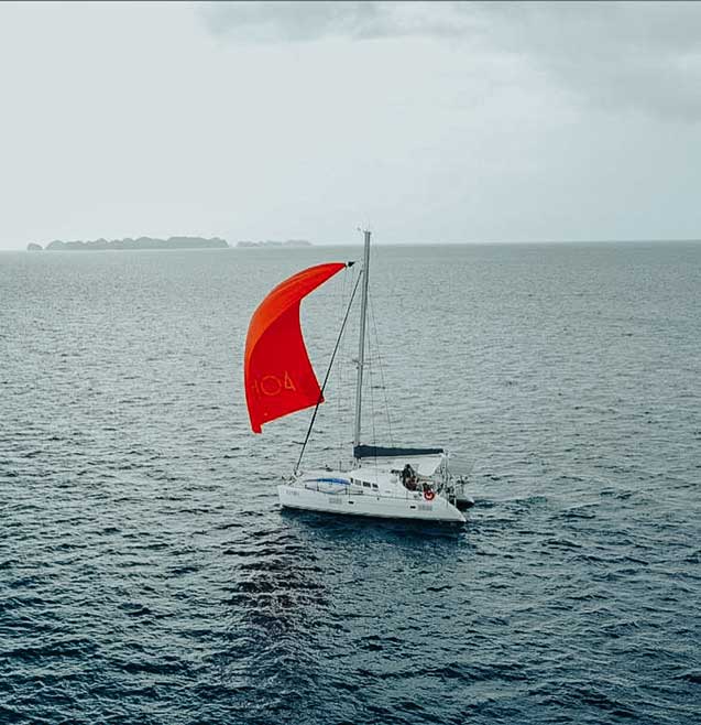 Symmetrical-Spinnaker-Sailing-Nahoa