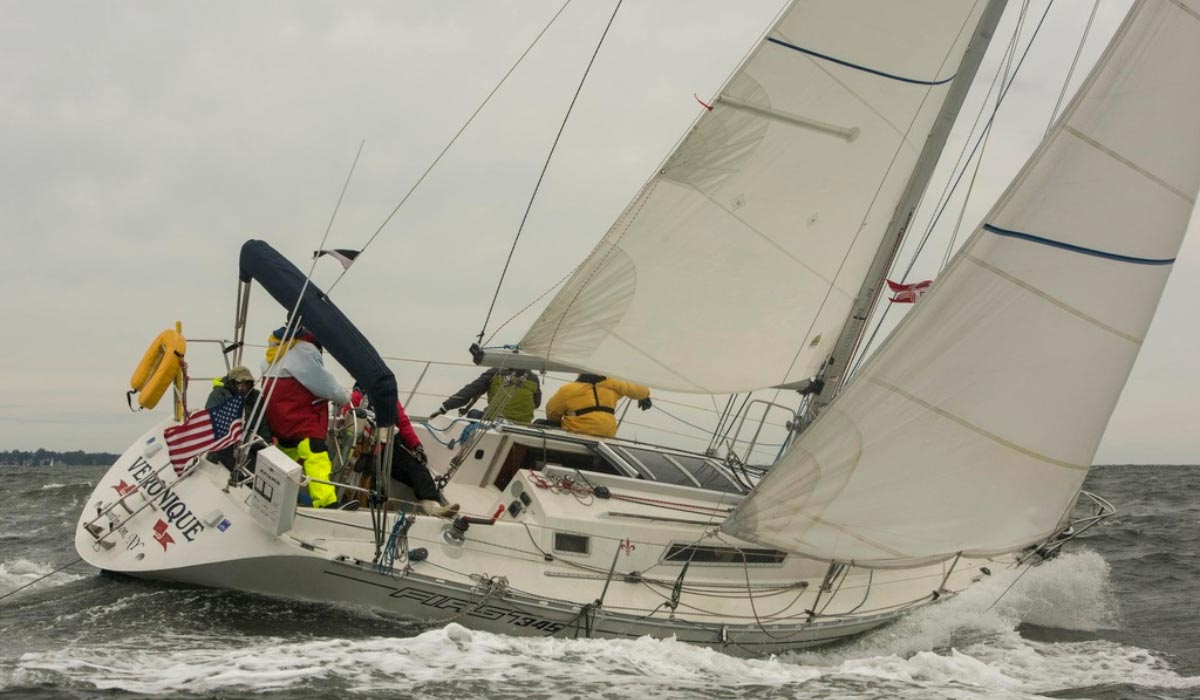 Beneteau-345-Racing