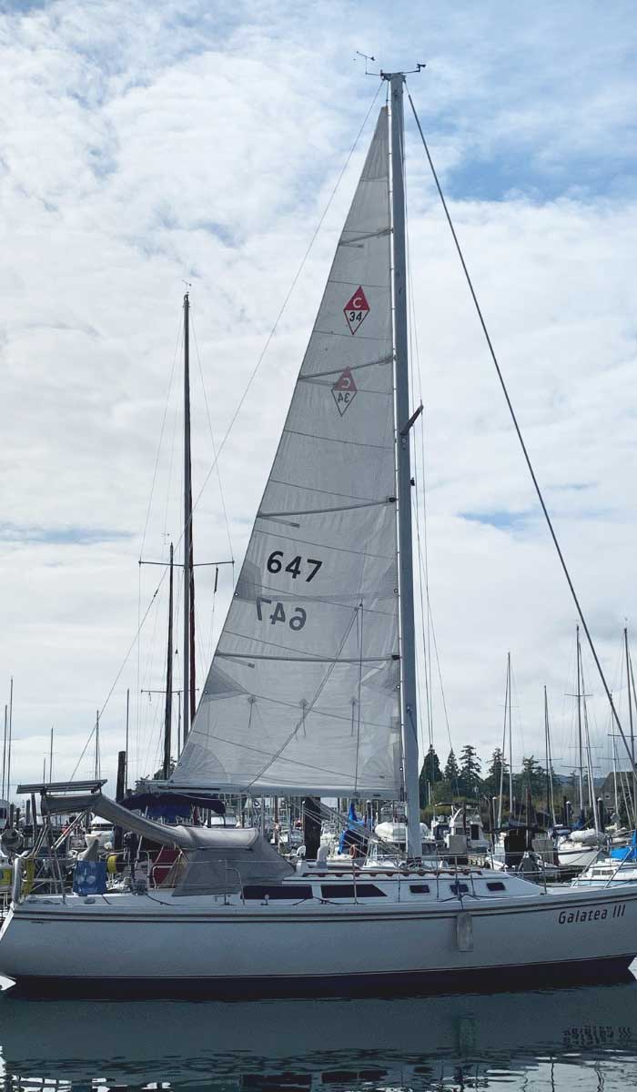 Catalina-340-Sailboat