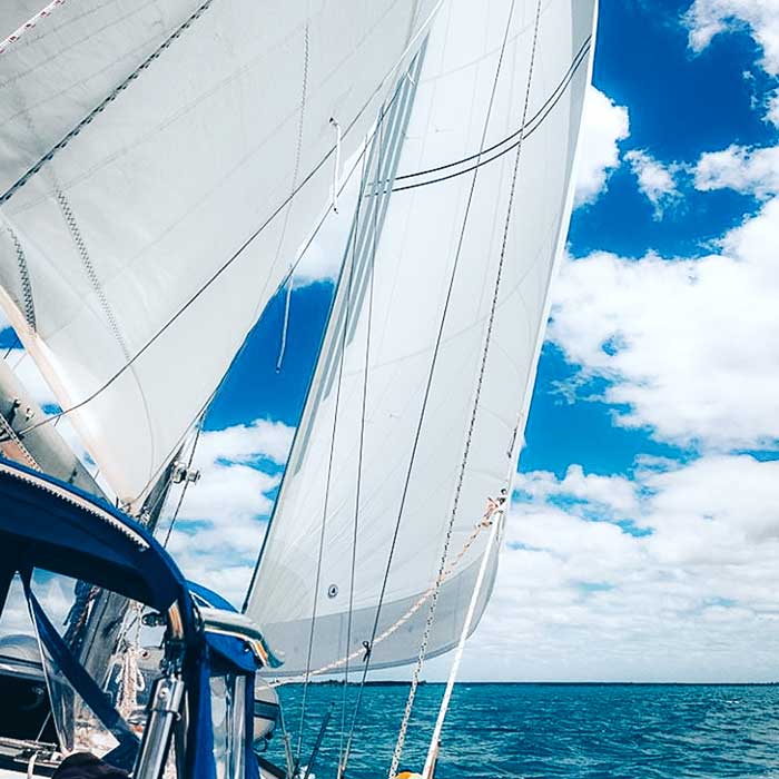 Headsail-And-Mainsail-in-the-Bahamas